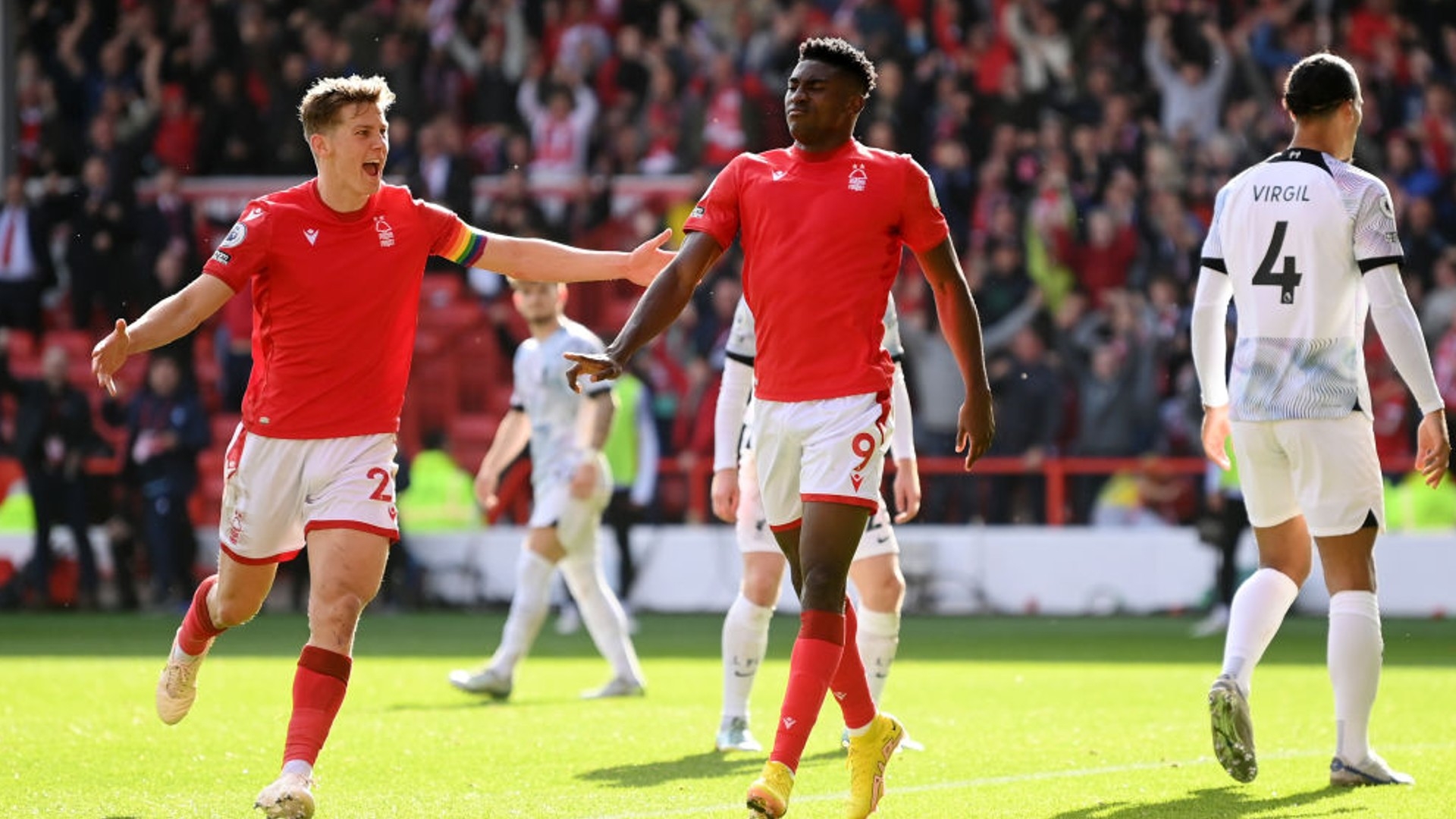 层和持续性 层和持续性