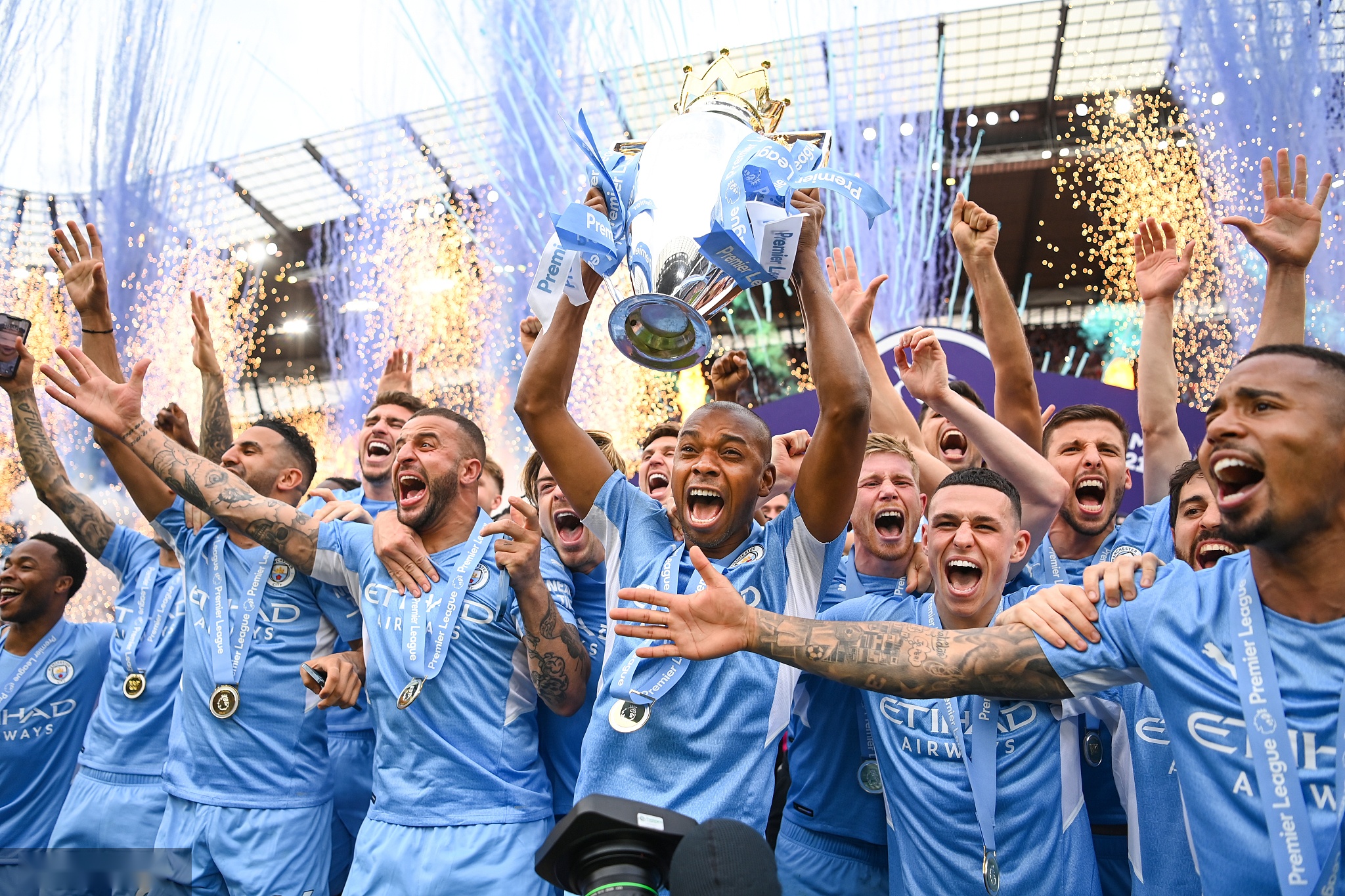 兰加带来的 兰加带来的