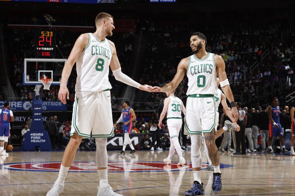 赛中保持高 赛中保持高